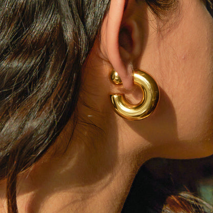 Stainless steel 18k gold-plated front and back C-shaped earrings