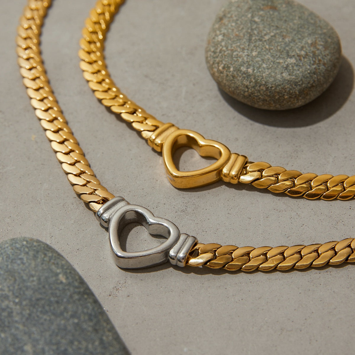 Stainless steel 18k gold-plated heart necklace