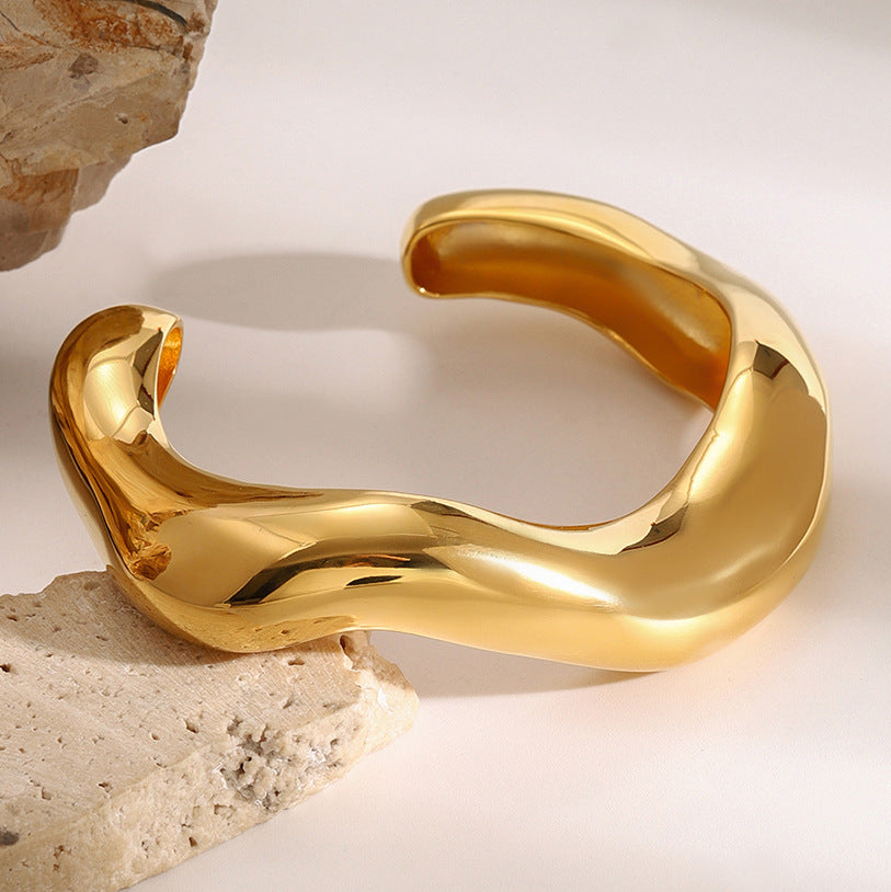 Stainless steel 18k gold-plated plain open-ended bracelet
